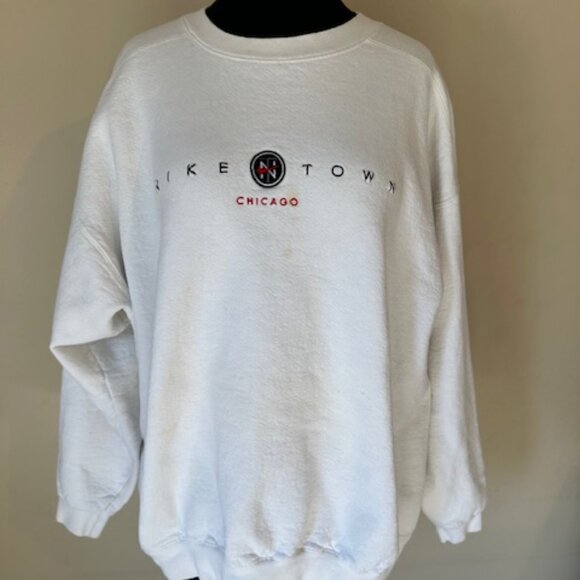 Nike | Tops | Rare Vintage 9s Nike Town Chicago Embroidered